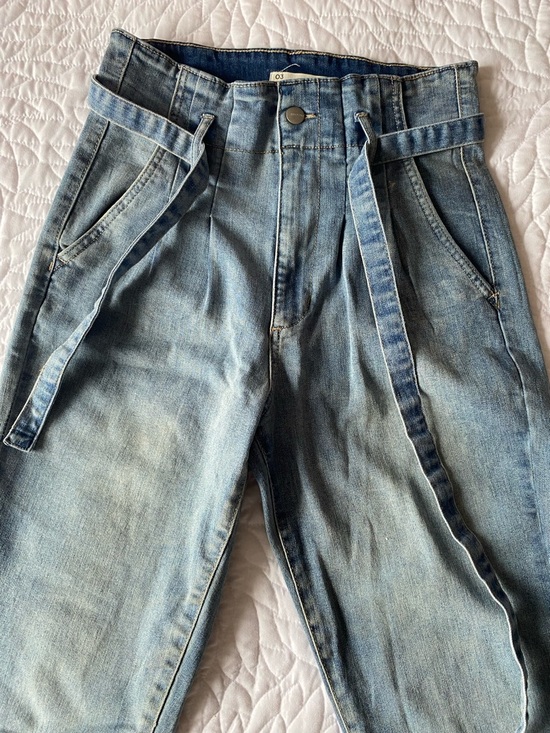 Hi-Rise Sliychy Tie-Waist Women's Jeans - Picture 3 of 8